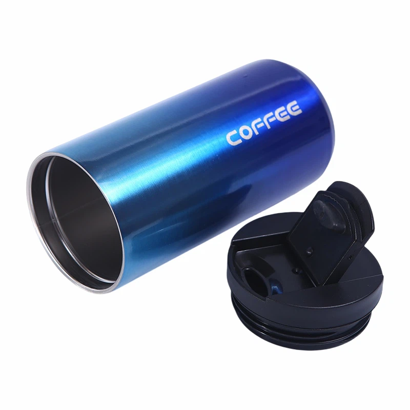 Existe-t-il des tasses à café isothermes avec agitateur intégré ?